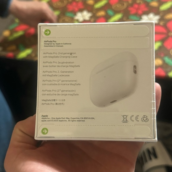 NEW Apple AirPods Pro 2nd Generation - Picture 7 of 11